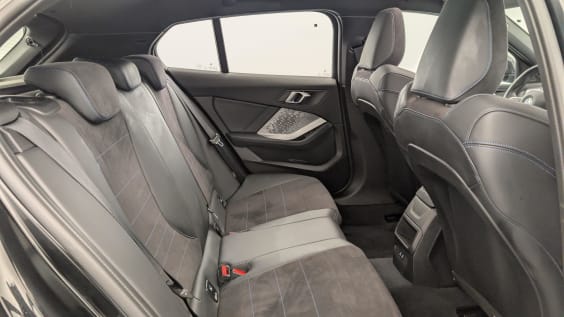 BMW Serie 1 F70 120d 163 ch DKG7 M Sport Saphirschwarz