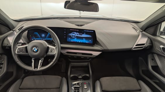 BMW Serie 1 F70 120d 163 ch DKG7 M Sport Saphirschwarz