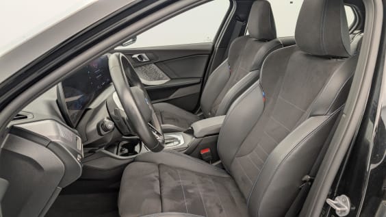 BMW Serie 1 F70 120d 163 ch DKG7 M Sport Saphirschwarz