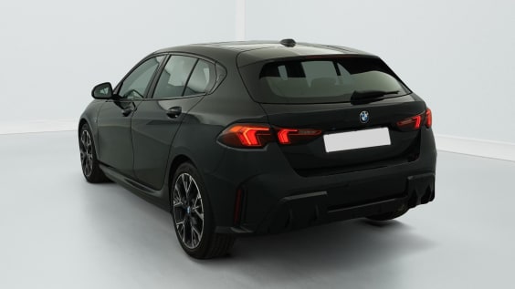 BMW Serie 1 F70 120d 163 ch DKG7 M Sport Saphirschwarz