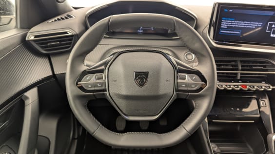 Peugeot 2008 100 S&S BVM6 Allure Gris Selenium