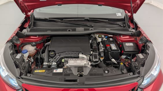 Peugeot 2008 100 S&S BVM6 Allure Rouge Elixir