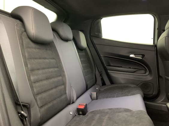 Alfa Romeo Junior 1.2 Ibrida 145 ch eDCT6 Intensa Gris Arese / Toit Noir