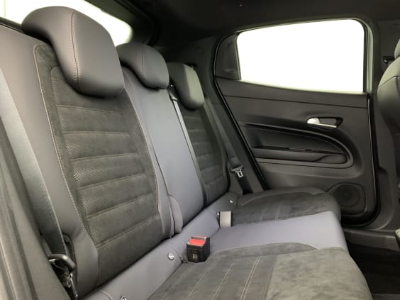 Alfa Romeo Junior 1.2 Ibrida 145 ch eDCT6 Intensa Gris Arese