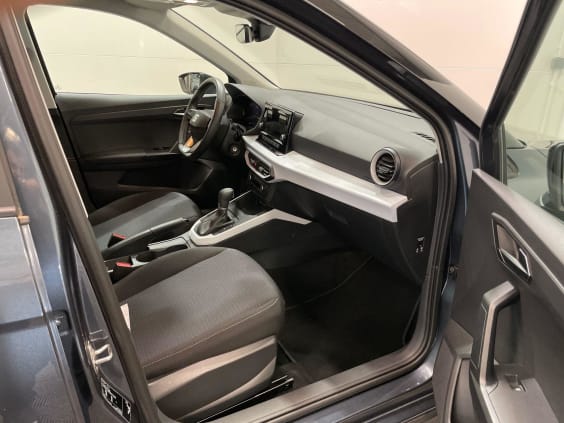 Seat Arona 1.0 TSI 85 KW (115 CV) DSG Start/Stop COPA Gris clair