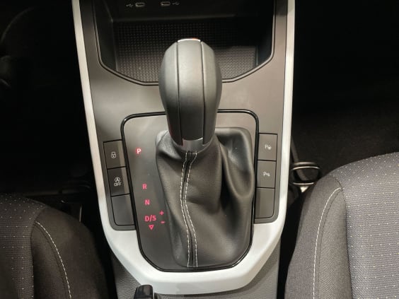 Seat Arona 1.0 TSI 85 KW (115 CV) DSG Start/Stop COPA Gris clair
