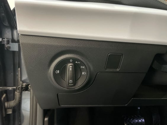 Seat Arona 1.0 TSI 85 KW (115 CV) DSG Start/Stop COPA Gris clair