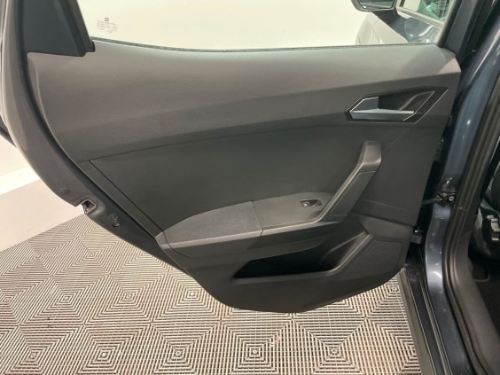 Seat Arona 1.0 TSI 85 KW (115 CV) DSG Start/Stop COPA Gris clair