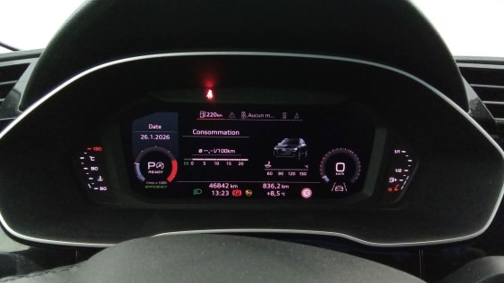 Audi Q3 35 TDI 150 ch S tronic 7 Design Orange Pulse