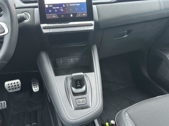 Renault CAPTUR II 1.8 e-tech full hybrid 160 esprit alpine Gris Cassiopee T/Noi