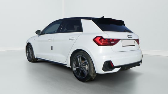 Audi A1 Sportback A1 Sportback 30 TFSI 116 ch S tronic 7 S Line Blanc Glacier