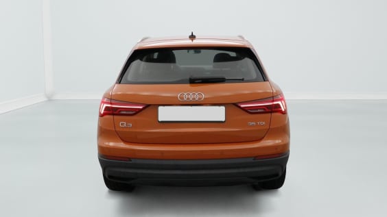 Audi Q3 35 TDI 150 ch S tronic 7 Design Orange Pulse
