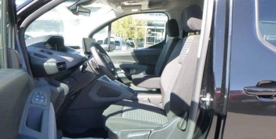 Peugeot Rifter Rifter M BlueHDi 130 S&S EAT8 5pl GT Noir Perla Nera