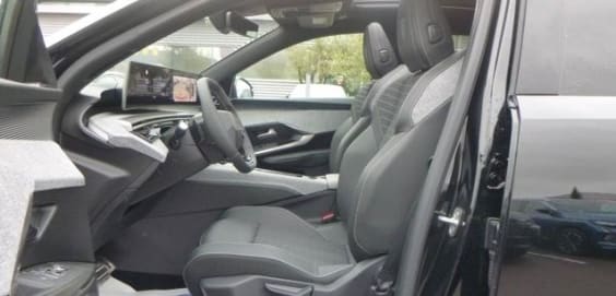 Peugeot 3008 Hybrid 145 e-DCS6 GT Noir Perla Nera