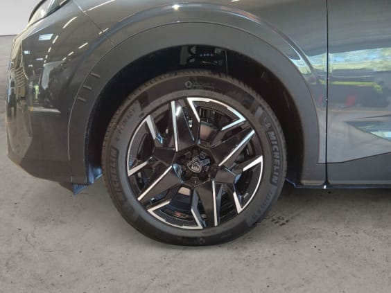 Peugeot 3008 Hybrid 136 e-DCS6 Allure Gris Titane
