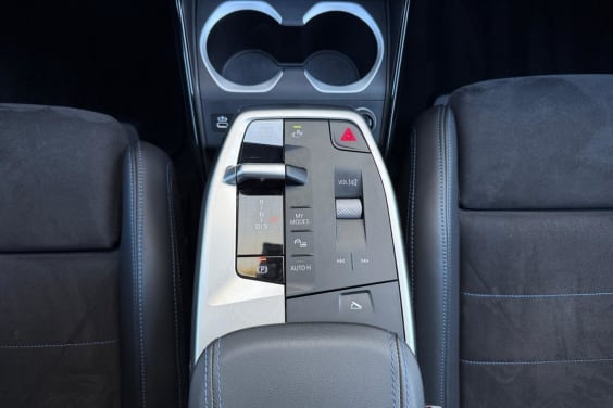 BMW X1 (U11) SDRIVE 20D 163 M SPORT DKG7 Saphirschwarz