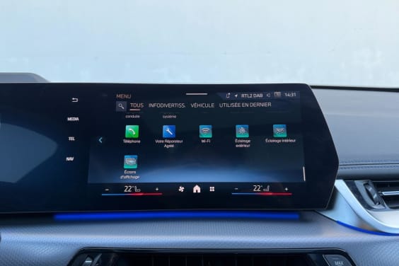 BMW X1 (U11) SDRIVE 20D 163 M SPORT DKG7 Saphirschwarz