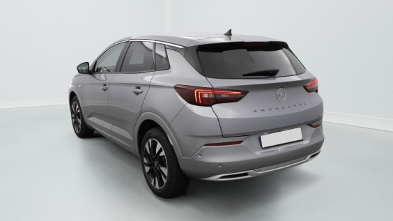 Opel Grandland Grandland 1.2 Turbo 130 ch Elegance Business Gris Quartz