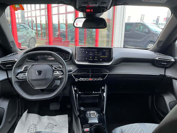 Peugeot 2008 Hybrid 136 e-DCS6 Allure - 5P Gris Sellenium Metallisee
