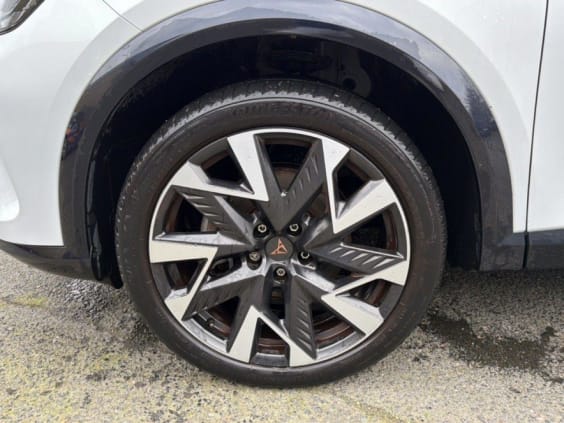 Cupra Formentor FORMENTOR 1.5 eTSI 150CH DSG7 Blanc Neige Metal