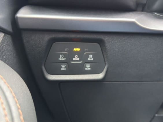 Cupra Formentor FORMENTOR 1.5 eTSI 150CH DSG7 Blanc Neige Metal