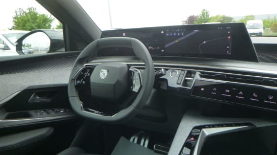 Peugeot 3008 Hybrid 145 e-DCS6 GT Gris Titane