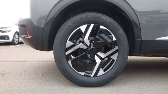Peugeot 2008 Hybrid 145 e-DCS6 GT Gris Selenium