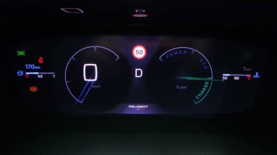 Peugeot 2008 Hybrid 145 e-DCS6 GT Gris Selenium