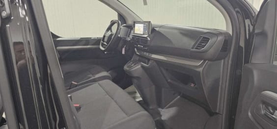 Opel Zafira Zafira Taille M BlueHDI 180 ch S&S EAT8 Business Noir Perla