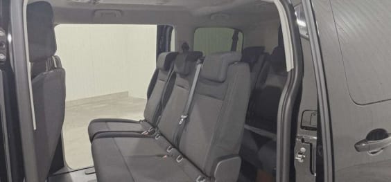 Opel Zafira Zafira Taille M BlueHDI 180 ch S&S EAT8 Business Noir Perla