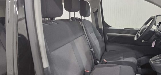 Opel Zafira Zafira Taille M BlueHDI 180 ch S&S EAT8 Business Noir Perla