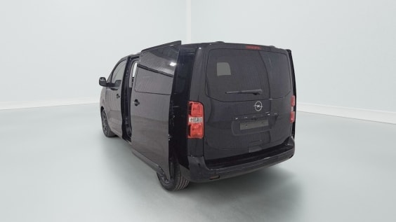 Opel Zafira Zafira Taille M BlueHDI 180 ch S&S EAT8 Business Noir Perla
