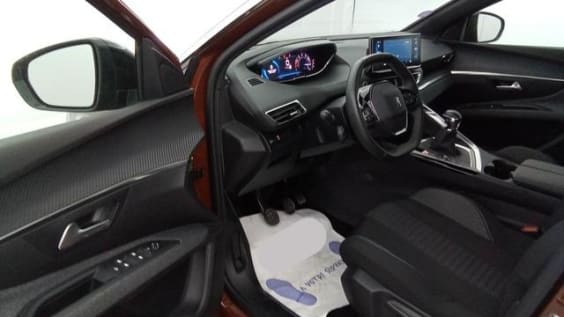 Peugeot 5008 PureTech 130ch S&S BVM6 Active Pack Metallic Copper