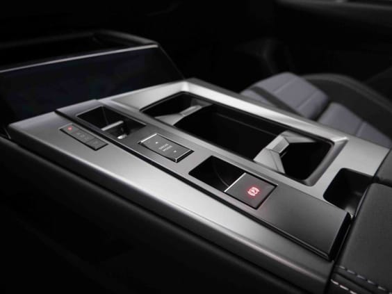Opel Grandland 1.2 T Hybrid 145 GS Noir