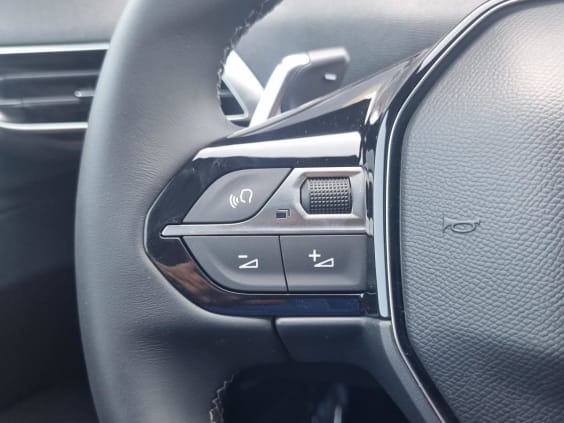 Peugeot 3008 Plug-in hybrid 180 allure pack e-eat8 Bleu