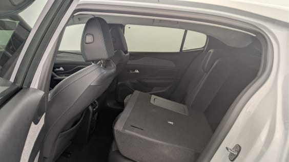 Peugeot 408 Hybrid 136 e-DCS6 Allure Blanc Okenite