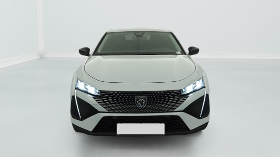 Peugeot 408 Hybrid 136 e-DCS6 Allure Blanc Okenite