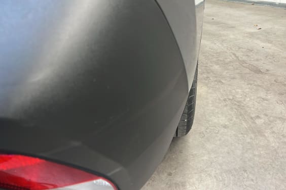 Peugeot 408 Hybrid 136 e-DCS6 Allure Gris Selenium