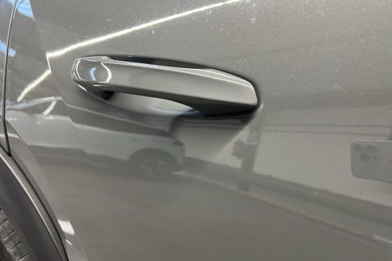 Peugeot 408 Hybrid 136 e-DCS6 Allure Gris Selenium