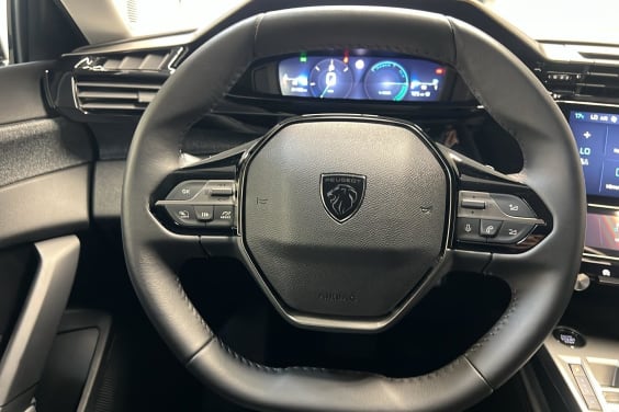 Peugeot 408 Hybrid 136 e-DCS6 Allure Gris Selenium