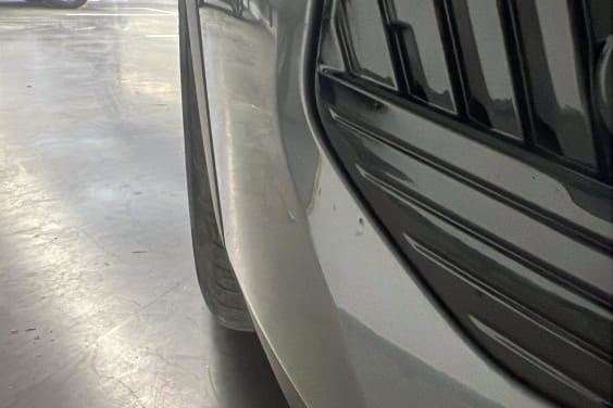 Peugeot 408 Hybrid 136 e-DCS6 Allure Gris Selenium