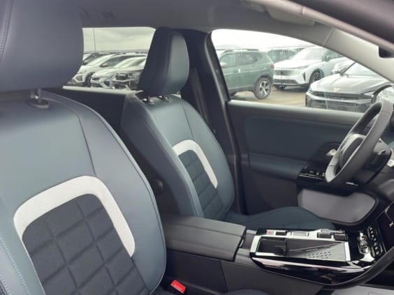 Citroën C5 Aircross 1.2 hybride 145 plus boite automatique Gris Platinium