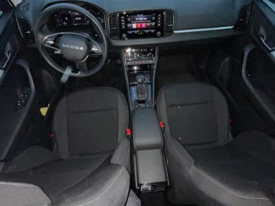 Skoda Karoq 1.5 tsi 150 selection dsg7 Blanc Glacial