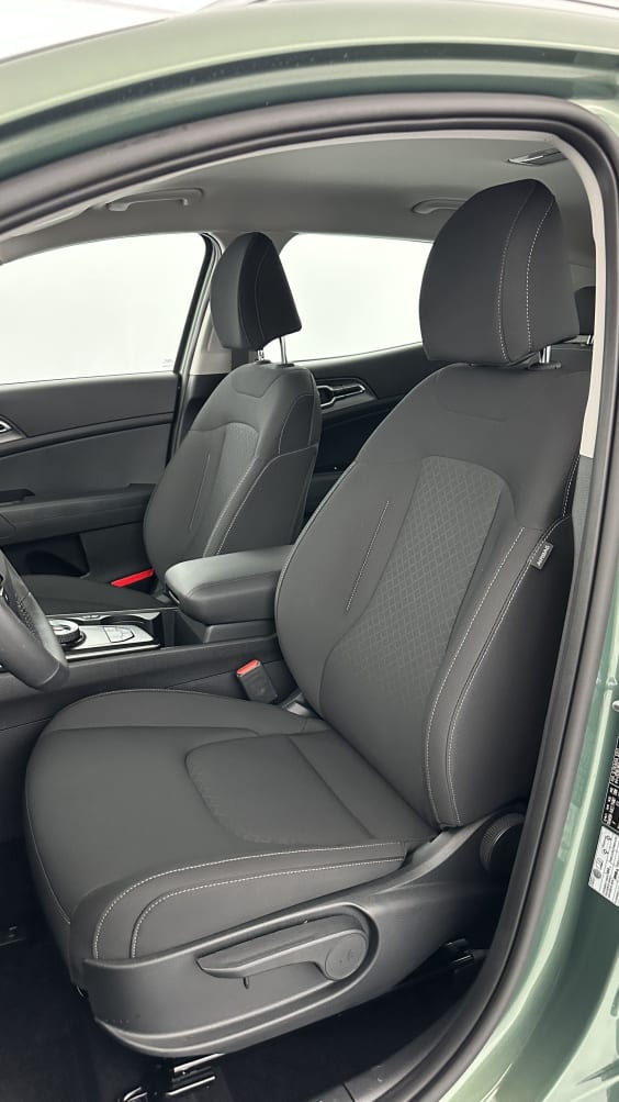 Kia SPORTAGE SPORTAGE V 1.6 T-GDi 239ch HEV Motion BVA6 Vert Expérience