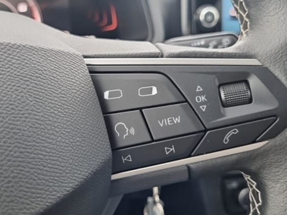 Seat IBIZA 1.0 tsi 95 copa Gris