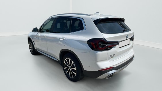 BMW X3 G01 LCI X3 xDrive 30e 292ch BVA8 x Line Mineralweiss Métallisé