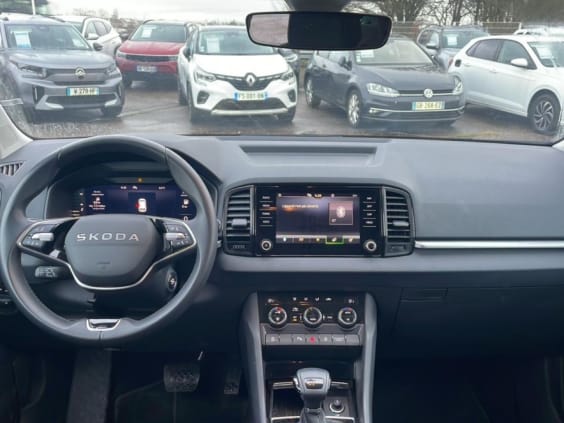 Skoda Karoq 1.5 tsi 150 selection dsg7 Blanc Glacial