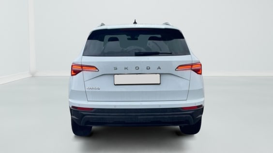 Skoda Karoq 1.5 tsi 150 selection dsg7 Blanc Glacial