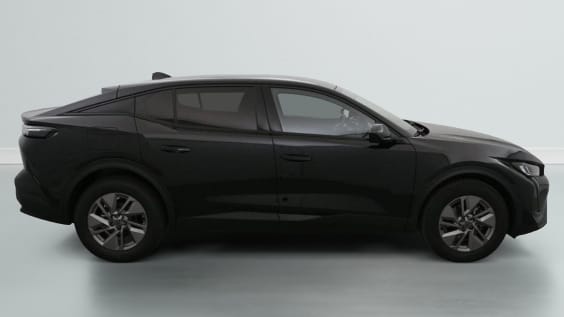 Peugeot 408 Hybrid 145 e-DCS6 Allure Noir Perla