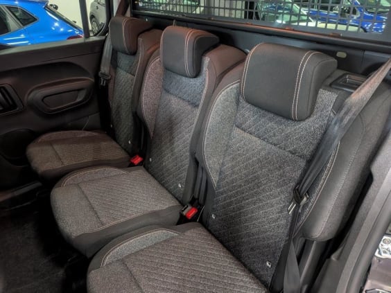 Peugeot Rifter Rifter M BlueHDi 130 S&S EAT8 5pl GT Noir